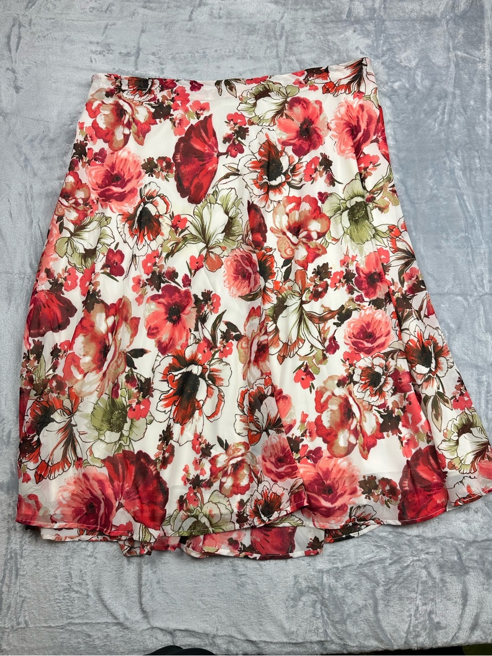 Avenue Midi Skirt Plus Size 18/20 Red Flowy Floral Chiffon A-Line Lined